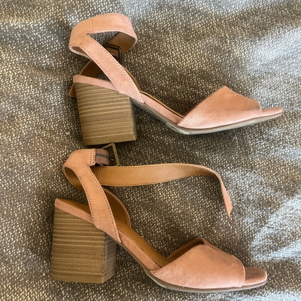 Universal Thread Block Heels